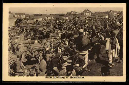 AK Mazedonien, Markttag, Händler, Kunden, Packesel, Gebäude-Panorama