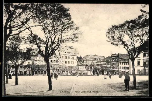 AK Landau, Max Josephs-Platz, Panorama