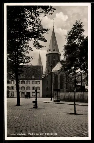 AK Kaiserslautern, Partie bei der Stiftskirche, Telephonzelle