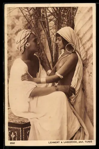 AK Jeune amour, arabische nackte Frau mit ihrem Geliebten