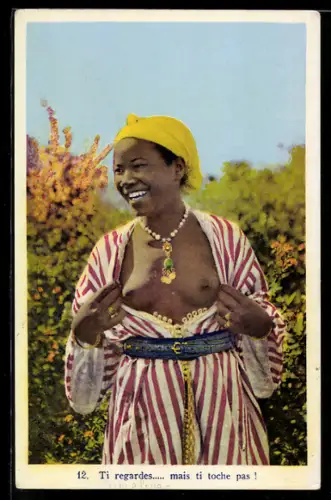 AK Ti regardes... mais ti toche pas!, lachende Araberin zeigt ihre Brüste