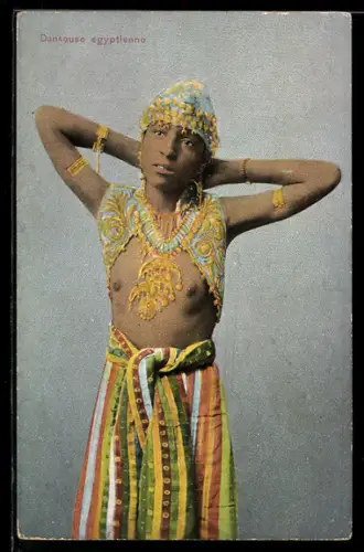 AK Danseuse egyptienne, ägyptische Tänzerin mit entblösster Brust