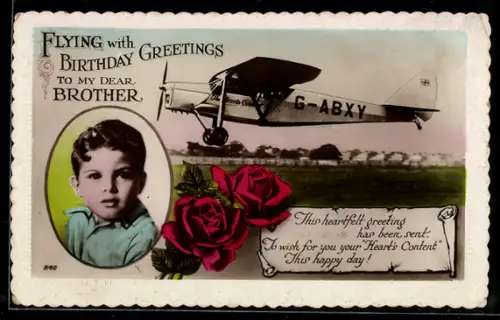 AK Britisches Eindecker-Flugzeug mit Kennung G-ABXY nach dem Abheben, Portrait Junge und Rosen