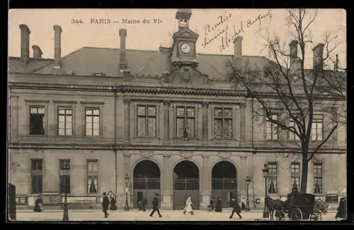 AK Paris, Mairie du VIe avec passants et calèche devant le bâtiment