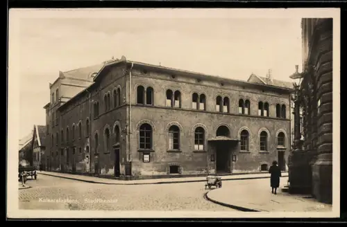AK Kaiserslautern, Stadttheater mit Strassenpartie