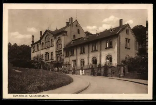AK Kaiserslautern, Turnerheim mit Strassenpartie