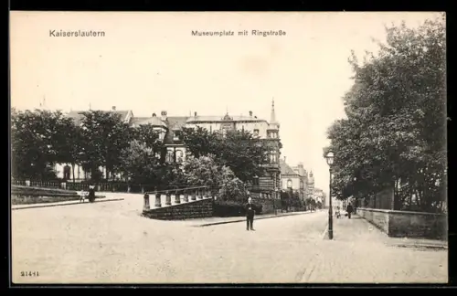 AK Kaiserslautern, Museumplatz mit Ringstrasse und Polizist
