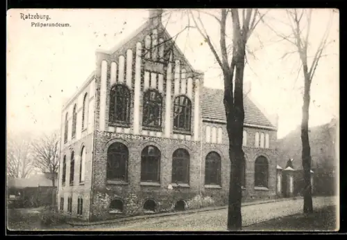 AK Ratzeburg, Präparandeum mit Strassenpartie