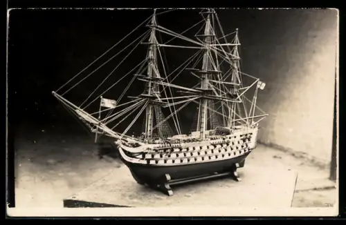 Foto-AK Segelschiff mit drei Masten, Modellbau