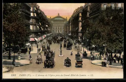 AK Paris, L`Avenue de l`Opéra prise du Grand Hôtel du Louvre