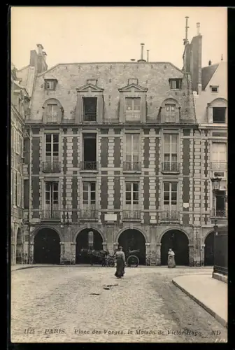 AK Paris, Place des Vosges, la Maison de Victor-Hugo