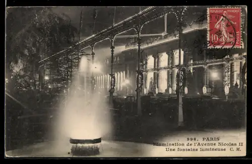 AK Paris, Illumination de l`Avenue Nicolas II avec une fontaine lumineuse