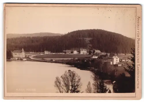 Fotografie C. Clark, Freiburg, Holzmarktplatz 10, Ansicht Titisee, Blick in den idyllischen Ort