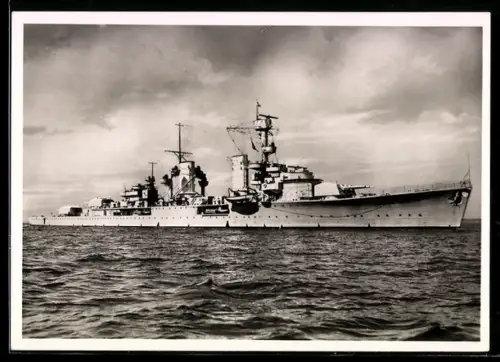 AK Leichter Kreuzer Köln der Kriegsmarine auf See