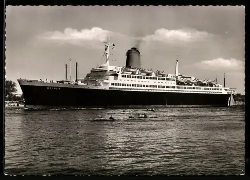 AK Passagierschiff T.S. Bremen verlässt den Hafen