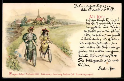 AK Zwei junge Frauen auf Fahrrad bei Fahrt ausserhalb eines Dorfes