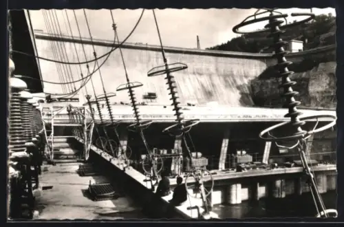 AK Génissiat /Ain, Le Barrage et l`Usine, cote aval