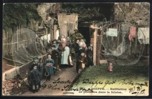 AK Dieppe, Habitations de Pecheurs dans la falaise
