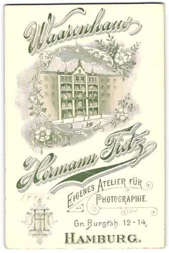 Fotografie Hermann Tietz, Hamburg, Gr. Burstah 12-14, Ansicht Hamburg, Monogramm des Fotografen, Atelier m. Blumenrahmen