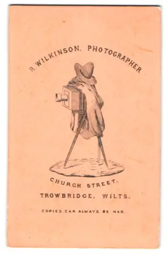 Fotografie R. Wilkinson, Trowbridge, Church Street, Fotoapparat mit Hut und Tuch