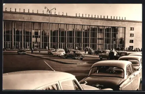 AK Riga, Bahnhof, Glasfassade