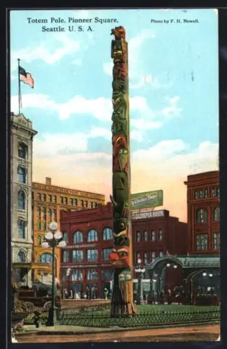 AK Seattle, WA, Pioneer Square, Totem Pole