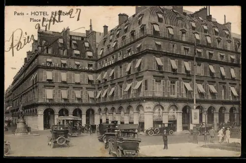 AK Paris, Hôtel Regina à la Place Rivoli avec voitures anciennes