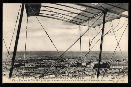 AK Paris, Vue sur le Nord-Est depuis un biplan par le passager observateur