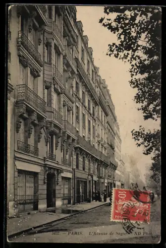 AK Paris, L`Avenue de Ségur avec des immeubles et passants