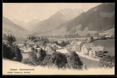 AK Gstaad, Generalansicht mit Strassenpartie