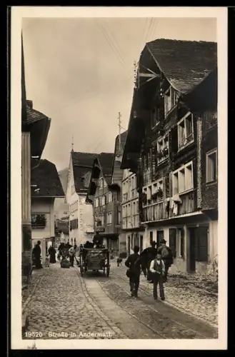 AK Andermatt, Strassenleben mit Passanten