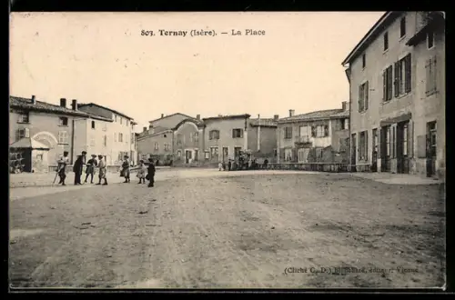 AK Ternay, La Place
