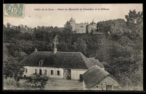 AK Chastellux /Vallée de la Cure, Hôtel du Maréchal et le Château