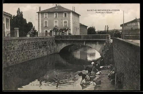 AK Saint-Symphorien-d`Ozon, Pont sur l`Ozon