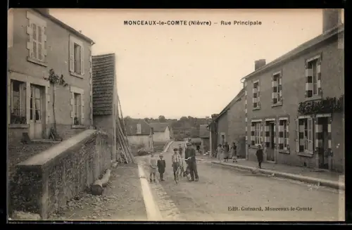 AK Monceaux-le-Comte /Nièvre, Rue Principale