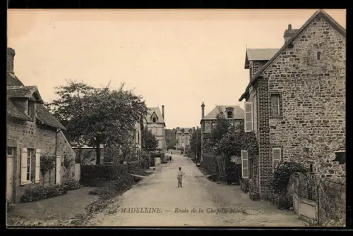 AK Tesse-la-Madelaine, Route de la Chapelle-Moche
