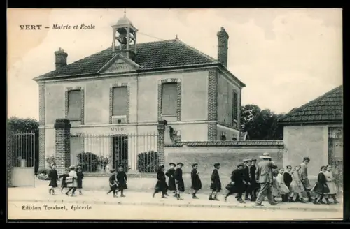 AK Vert, Mairie et Ecole