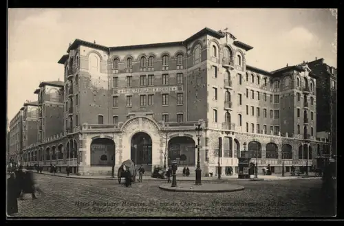 AK Paris, Hospices de Beaune, Hôtel-Dieu et vue sur la rue de Châlons avec voitures à cheval