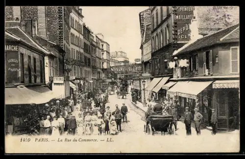 AK Paris, La Rue du Commerce animée