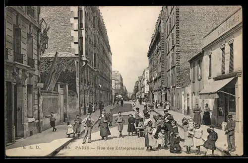 AK Paris, Rue des Entrepreneurs animée avec des enfants jouant dans la rue
