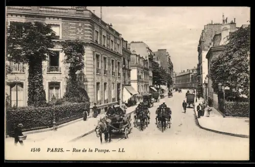 AK Paris, Rue de la Pompe avec voitures à cheval et bâtiments historiques