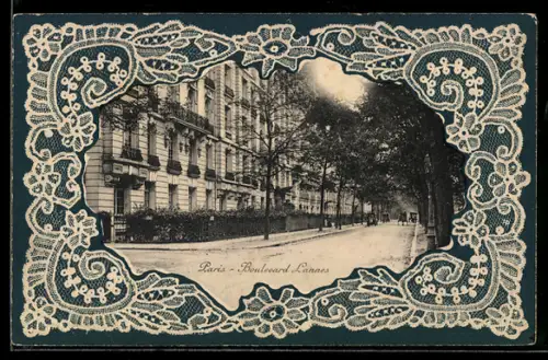 AK Paris, Boulevard Lannes avec immeubles haussmanniens et arbres alignés