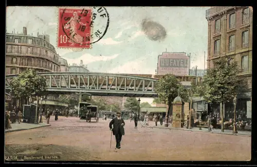 AK Paris, Boulevard Barbès et viaduc ferroviaire animé