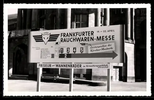 AK Frankfurt, Rauchwaren-Messe 19.-22. April, Leistungsschau des Kürschner-Handwerks