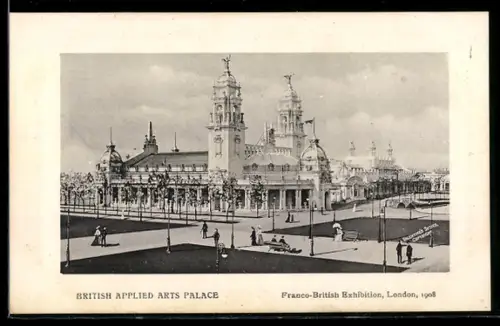 AK London, Franco-British Exhibition 1908, British Applied Arts Palace, Ausstellung