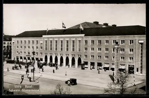 AK Basel, Mustermesse, Partie vor der Ausstellungshalle