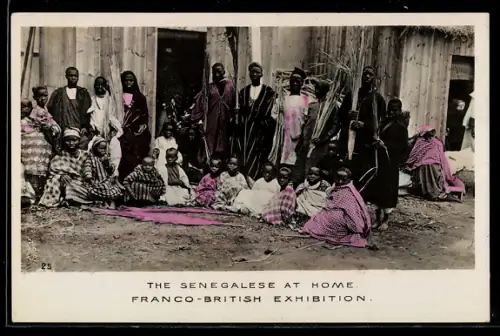 AK Franco-British Exhibition, The Senegalese at Home