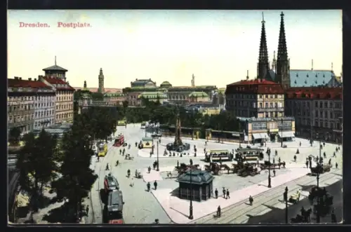 AK Dresden, Postplatz mit Strassenbahnen
