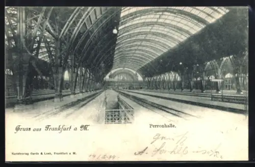 AK Frankfurt a. M., Perronhalle im Bahnhof