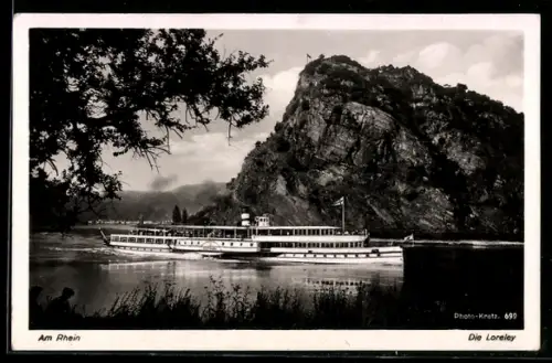 AK Raddampfer Ostmark passiert die Loreley, Rheindampfschiffahrt